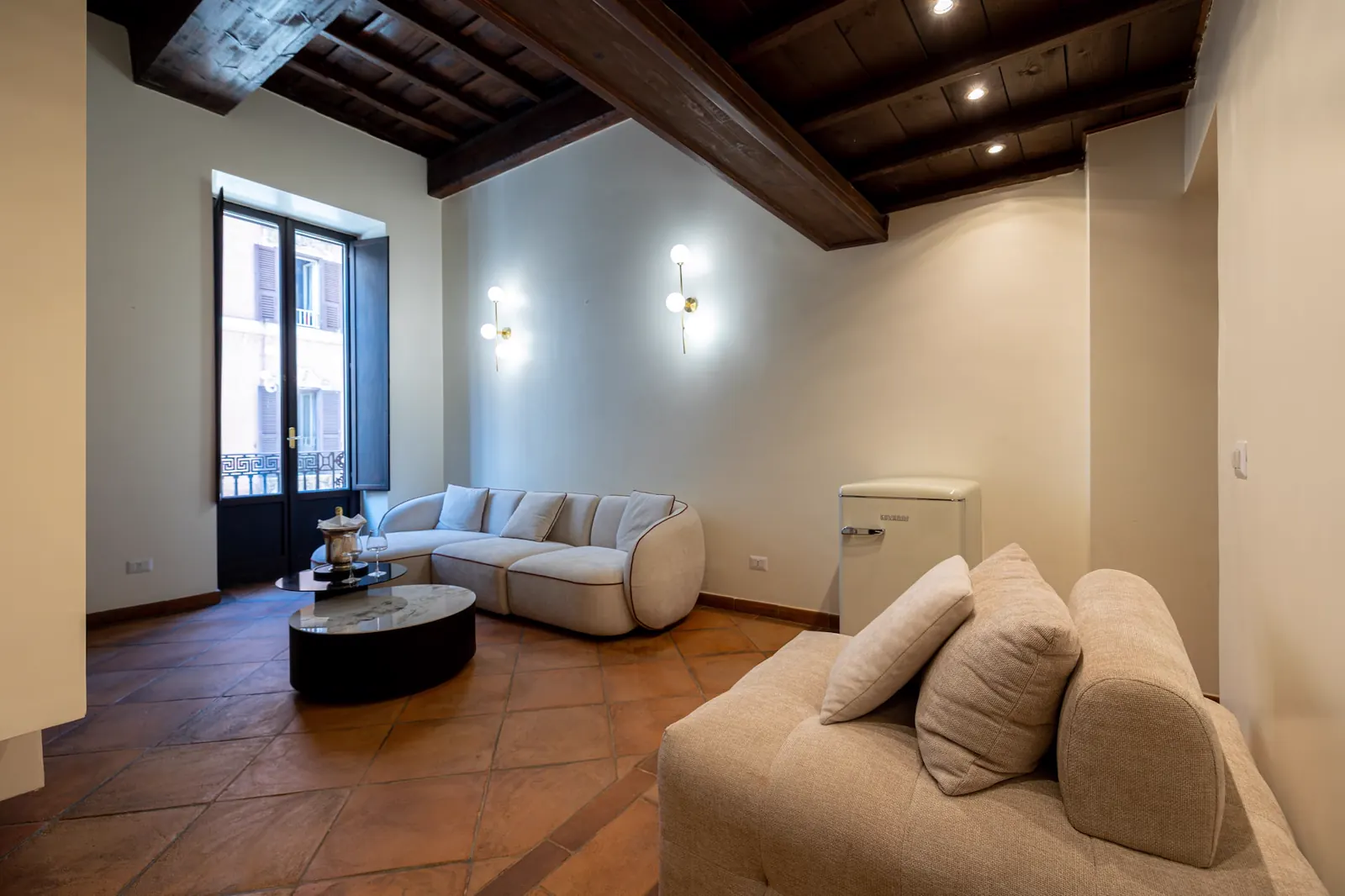 Salotto raccolto di Domus Piazza di Spagna